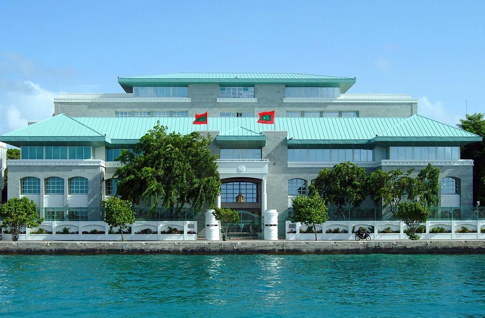 photo for ސަރުކާރުން އެޅި ފިޔަވަޅުތަކުގެ ސަބަބުން ރާއްޖޭގެ ރަސްމީ ރިޒާވް ވަނީ އިތުރުވެފައި: އައި.އެމް.އެފް